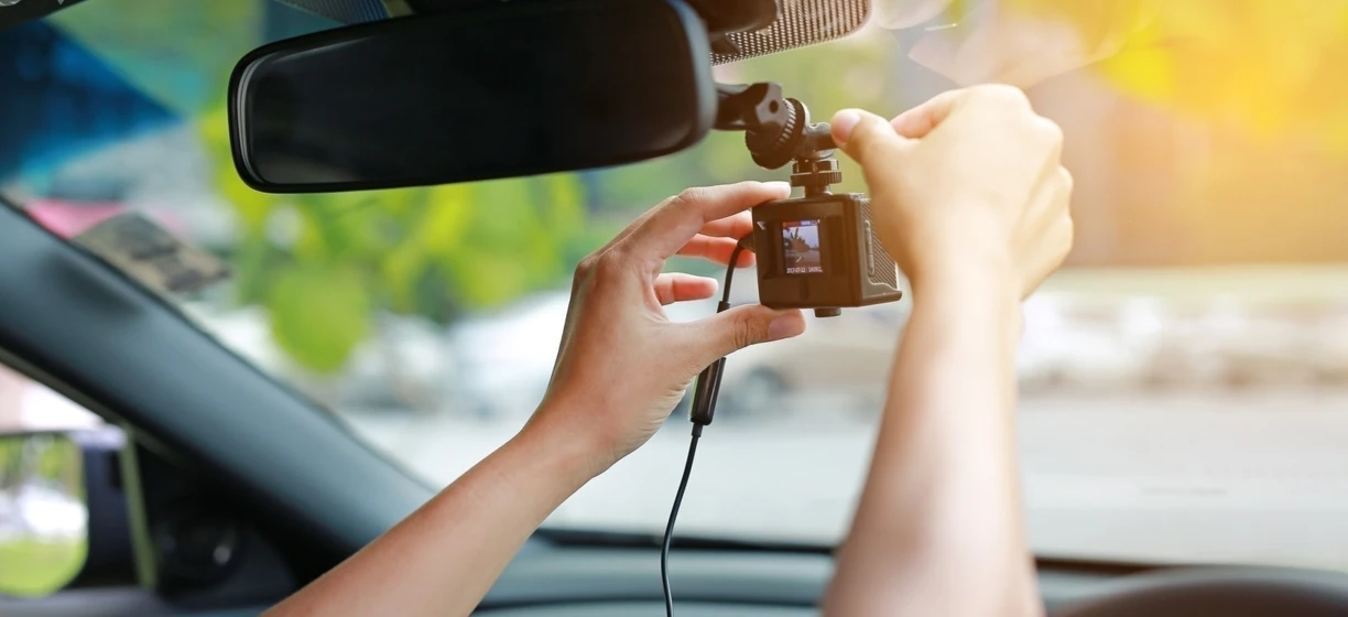 A high-tech rear-view mirror with integrated camera and display, bringing advanced technology to your vehicle for improved communication and safety.