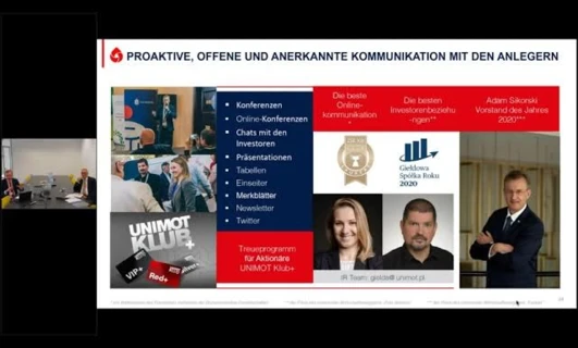 Pracownik umysłowy prezentujący strony internetowe do reklamy i współpracy podczas konferencji online oraz rozmów z inwestorami. Proaktywna i otwarta komunikacja z inwestorami dla najlepszego zarządzania firmą oraz strategii multimedialnych. Słowa kluczowe: Technologia, Praca, Biznesmen, Zarządzanie, Multimedia, Komunikacja.