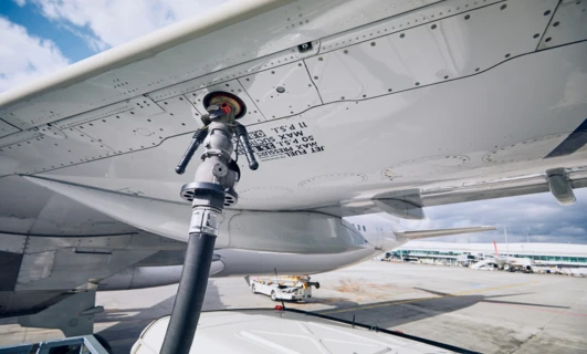 Aerospace engineering machine with aircraft engine for military and commercial aviation. Maximum pressure 50 P.S.I. and maximum suction 11 P.S.I. for high performance.