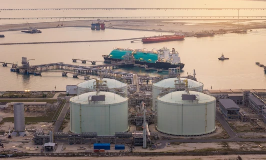 Niskie stany magazynowe w Europie hamują korektę na rynku gazu