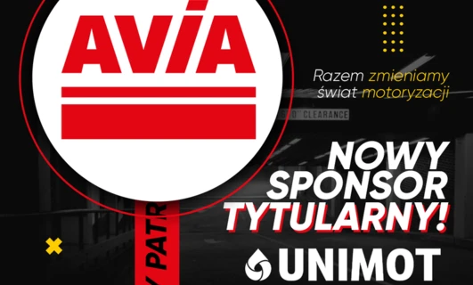 Projektowanie graficzne reklamy zawierającej różne logo, w tym TK, AUBABA, ProLingua i MAXXX AVIA. Polski tekst promujący festiwal motoryzacyjny z hasłami takimi jak UNIMOT i NOWY PATR. Ekscytujące wydarzenie już niedługo w Częstochowie!