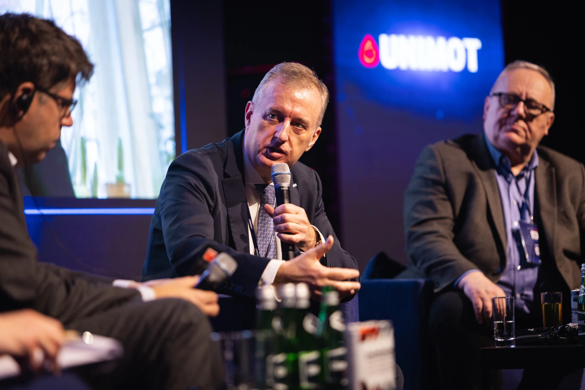 /uploads/media/hero_desktop_slide/07/6077-GU1A6072-min.webp?v=1-0