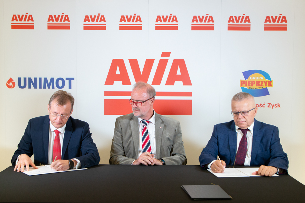 UNIMOT Group has signed a letter of intent with a new member of AVIA  INTERNATIONAL in Poland - UNIMOT S.A